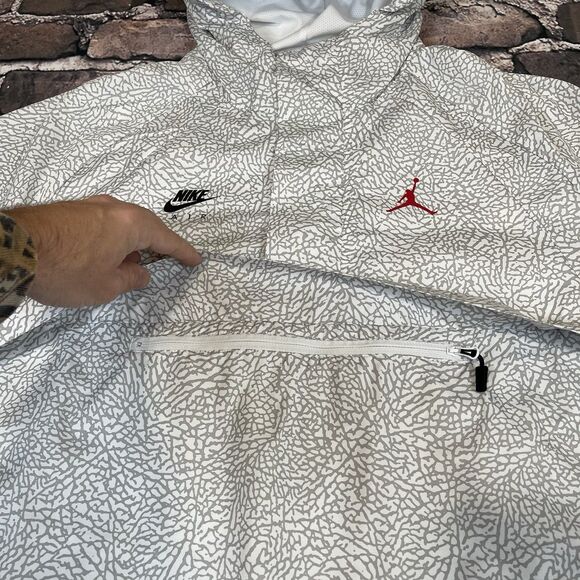 Jordan x Nike Air Elephant Print Anorak Windbreaker White Cement Grey Mens Large - Picture 4 of 12